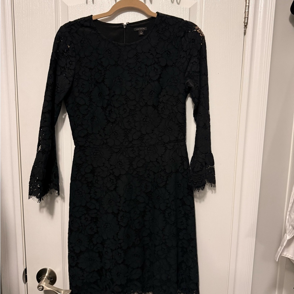 Ann Taylor Black Floral Lace Dress